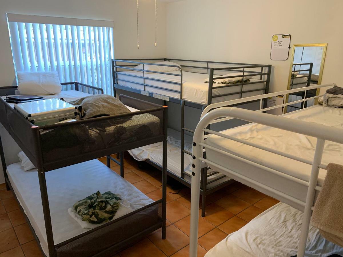 Hostel Brazilian Маямі Екстер'єр фото