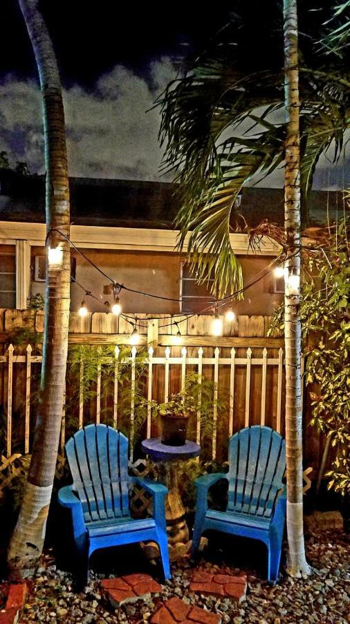 Hostel Brazilian Маямі Екстер'єр фото