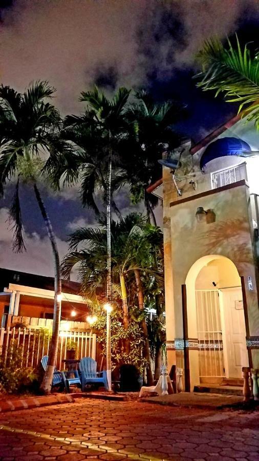 Hostel Brazilian Маямі Екстер'єр фото